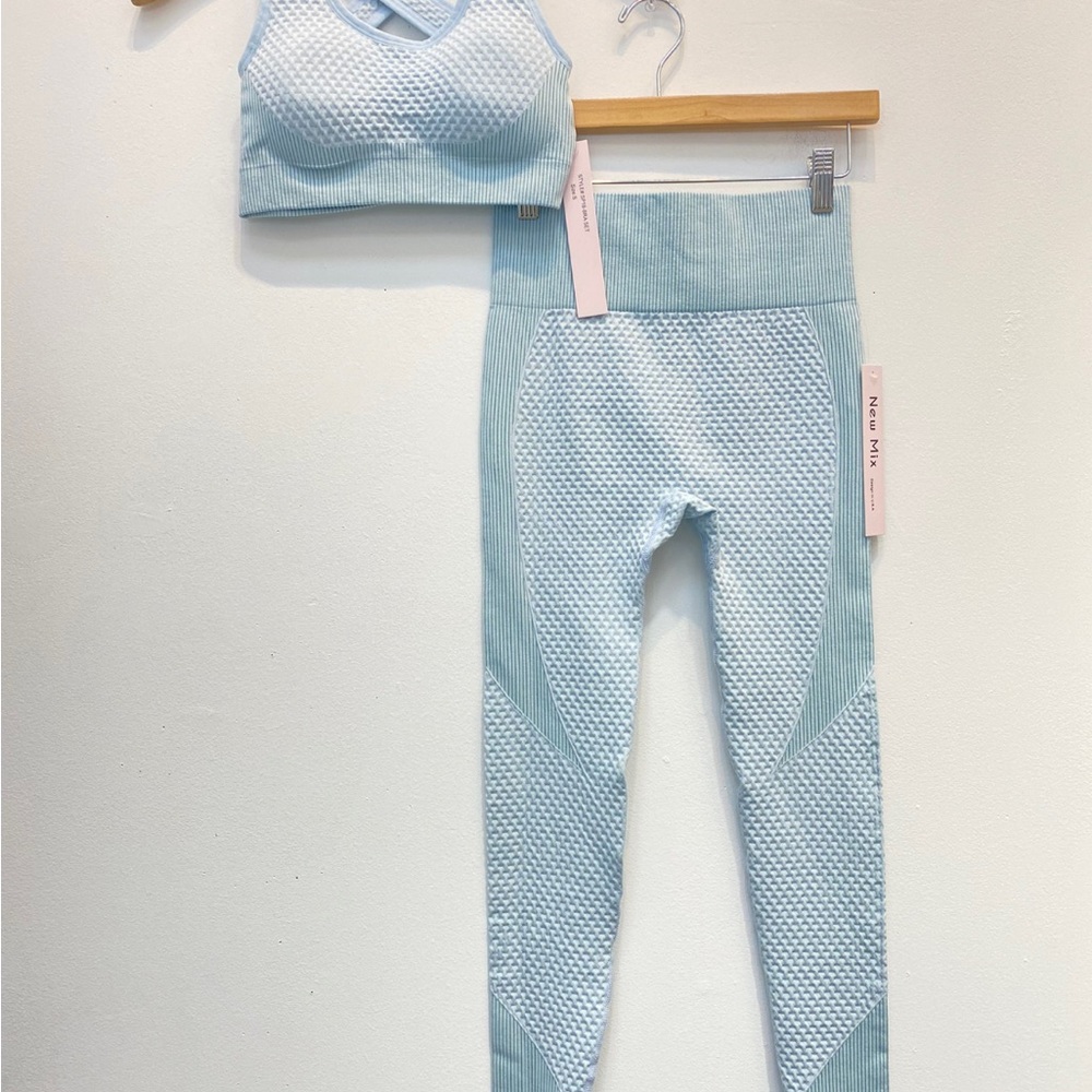 sports top and pants set - Picture 4 of 15